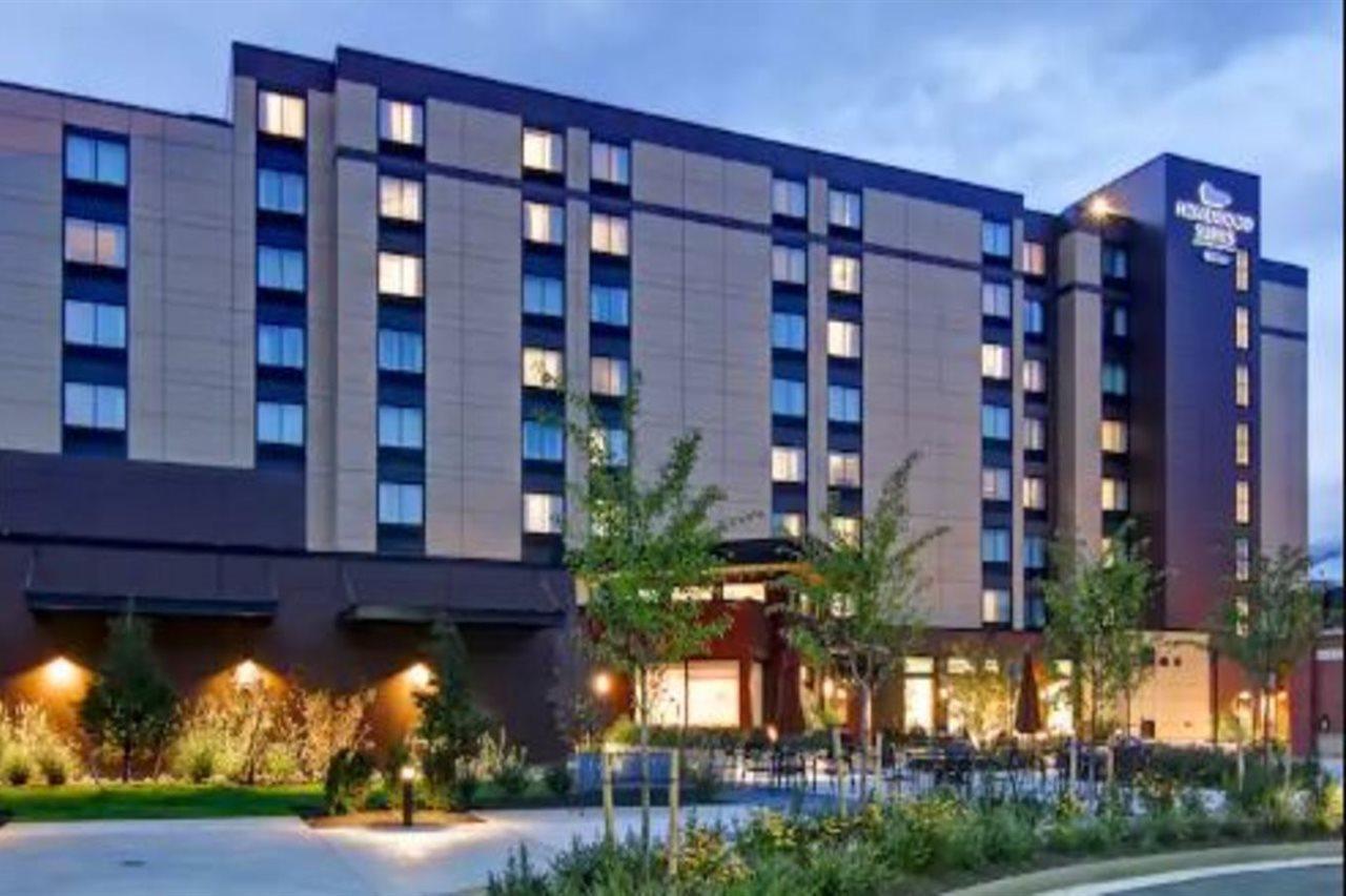 โฮมวู้ด สวีท บาย ฮิลตัน อิสซาควาห์ Hotel ภายนอก รูปภาพ