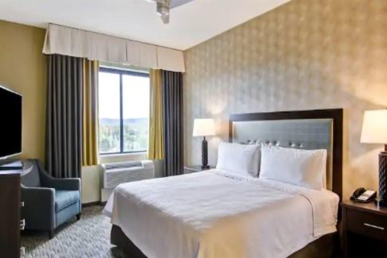 โฮมวู้ด สวีท บาย ฮิลตัน อิสซาควาห์ Hotel ภายนอก รูปภาพ