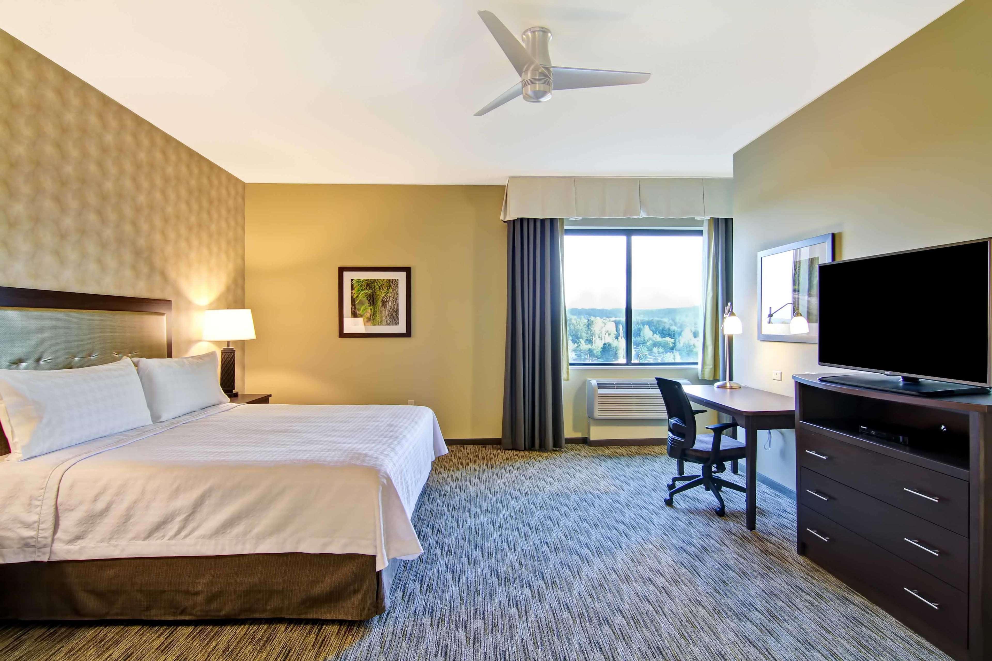 โฮมวู้ด สวีท บาย ฮิลตัน อิสซาควาห์ Hotel ภายนอก รูปภาพ