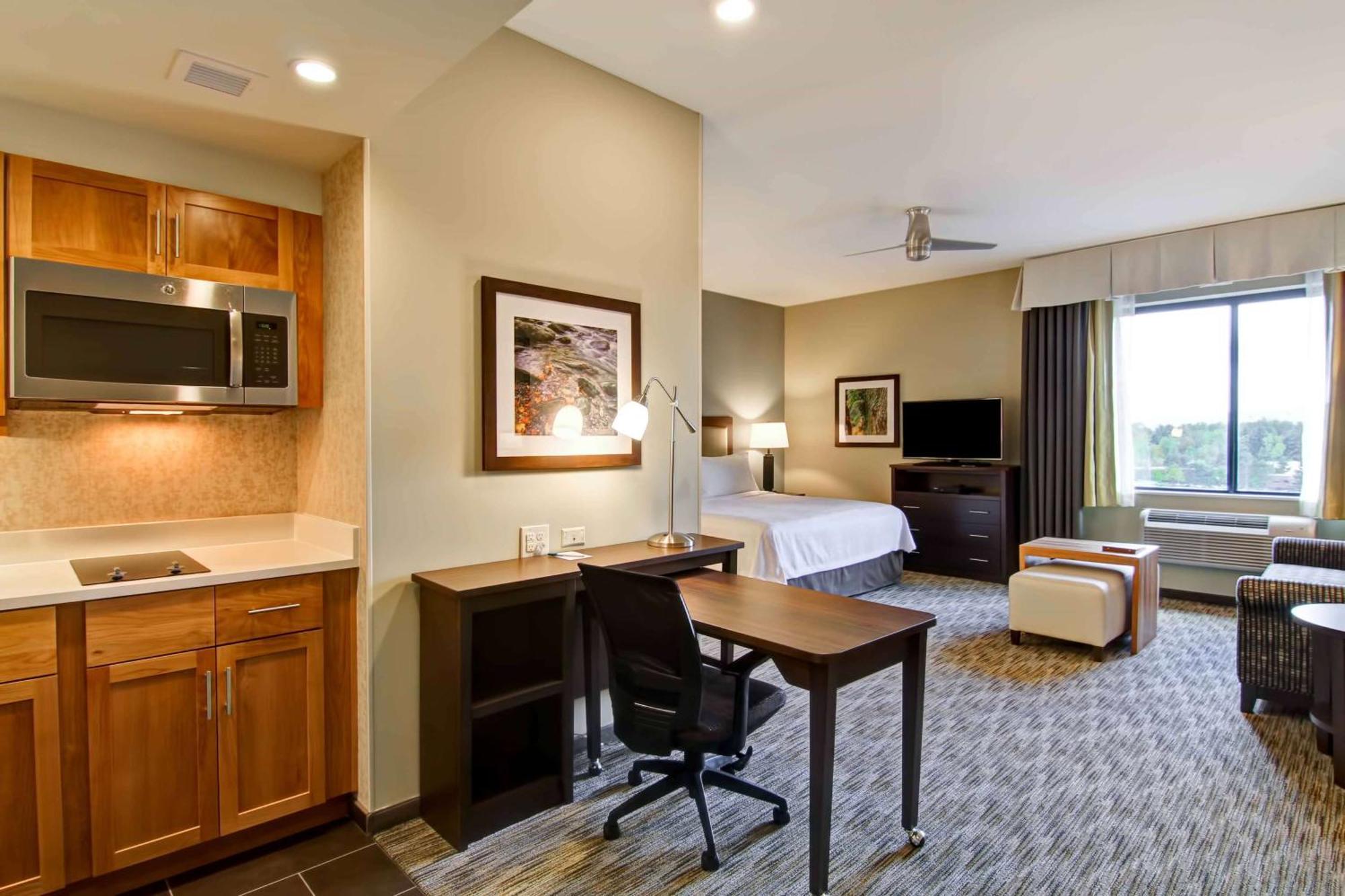 โฮมวู้ด สวีท บาย ฮิลตัน อิสซาควาห์ Hotel ภายนอก รูปภาพ